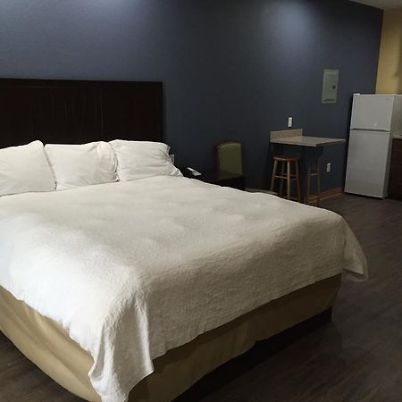 La Bonita Inn & Suites - Crane Ngoại thất bức ảnh