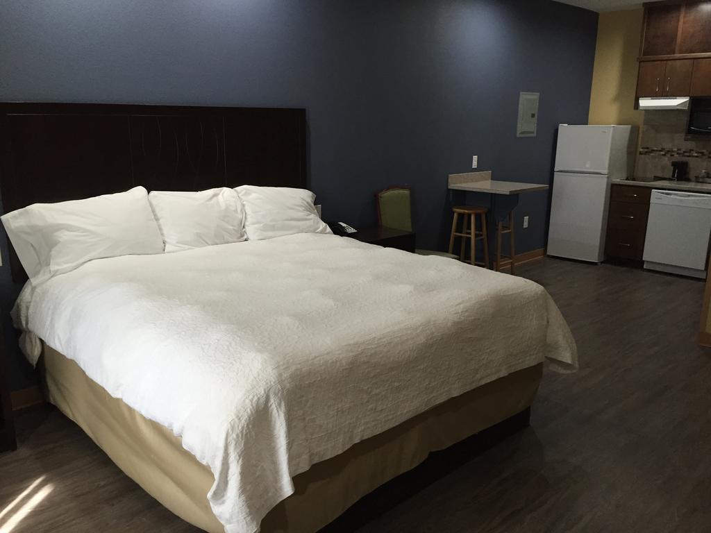 La Bonita Inn & Suites - Crane Ngoại thất bức ảnh